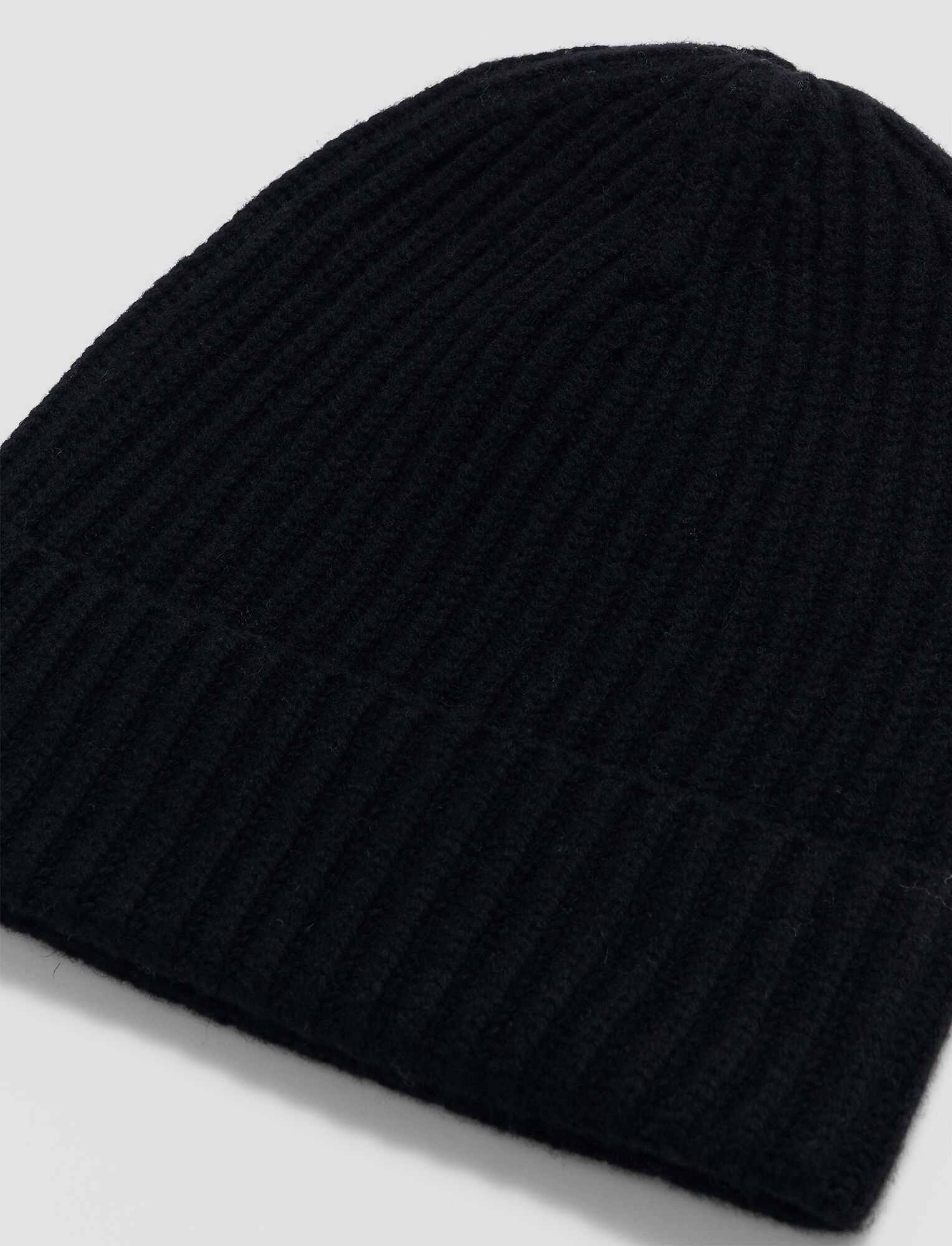 Joseph, Cardigan Stitch Hat, in BLACK
