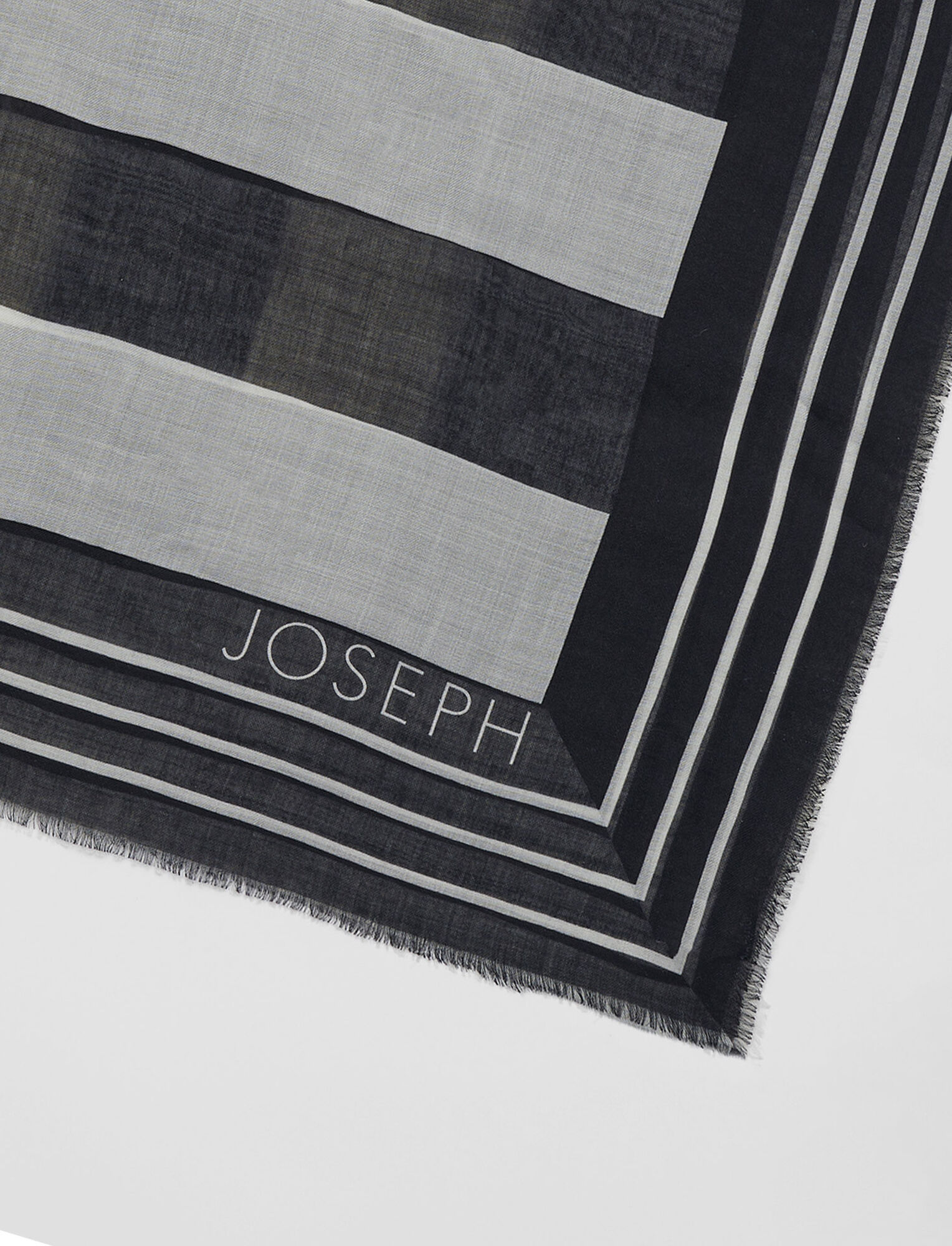 Joseph, Graphic Pashmina Anna Scarf, in Black/Ivory