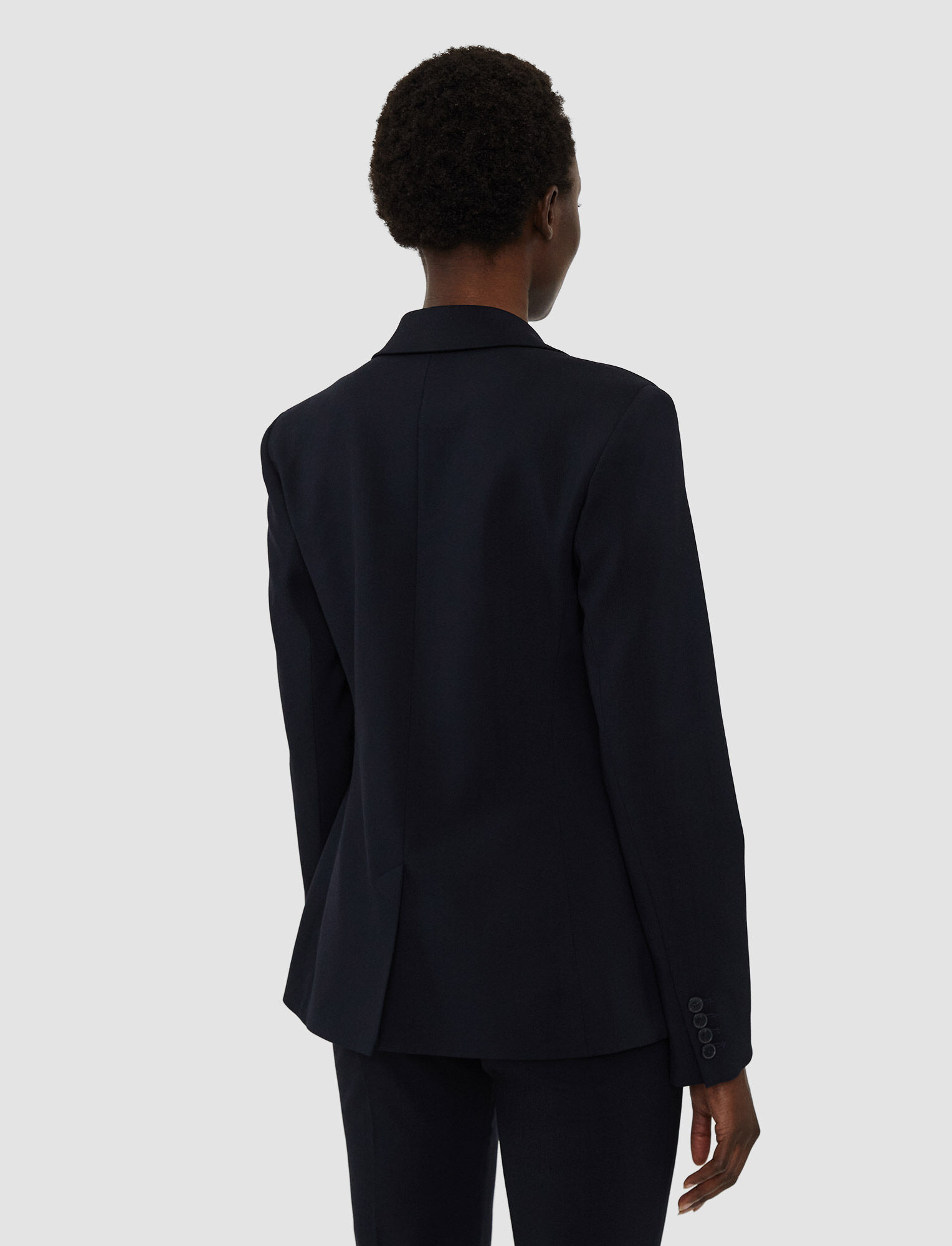 Joseph, Tailoring Wool Stretch Glenview Jacket, in Navy