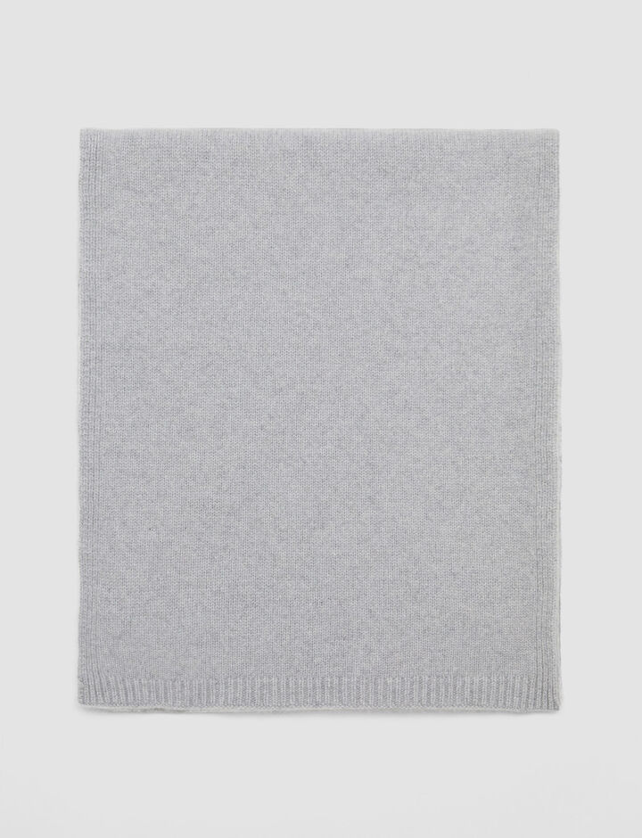 Joseph, Luxe Cashmere Scarf, in Light grey