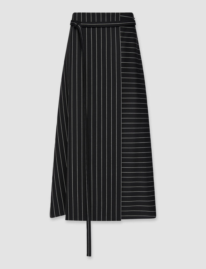 Joseph, Chilton-Skirt-Pinstripe Twill, in Black/Mid Grey