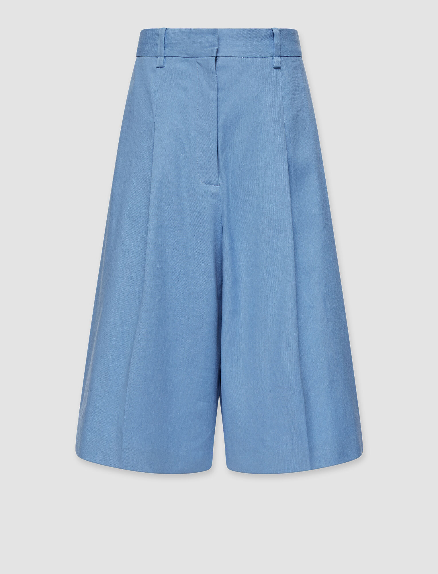 Joseph, Stretch Linen Cotton Tarah Shorts, in Sky blue