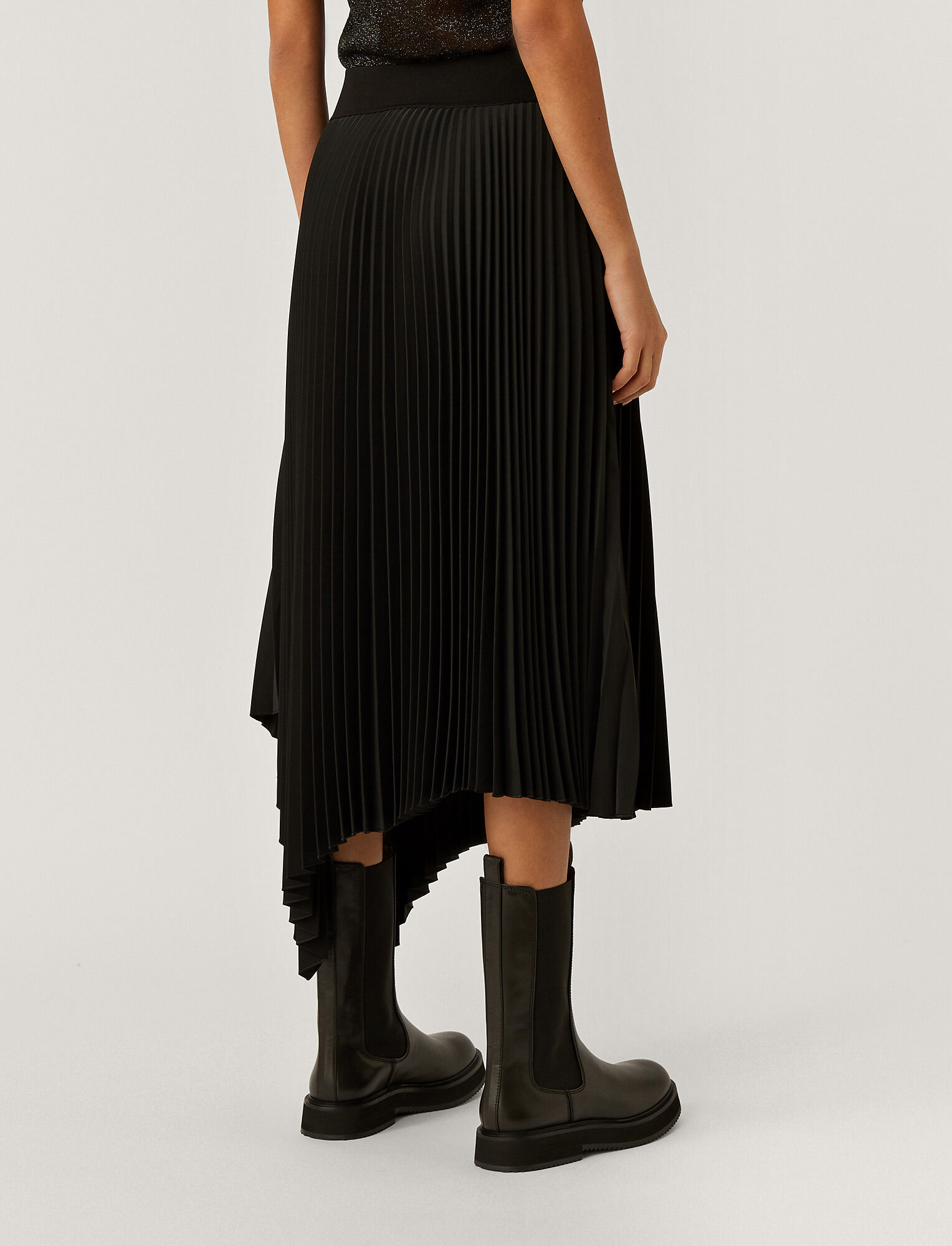 Pleated Rib Swinton Skirt in Black | JOSEPH US
